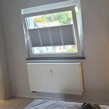 Berg Messe Og, 2 Zimmer, Homeoffice, W-lan 아파트 베르기슈글라트바흐