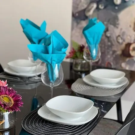 Berg Messe Og, 2 Zimmer, Homeoffice, W-lan 아파트 *